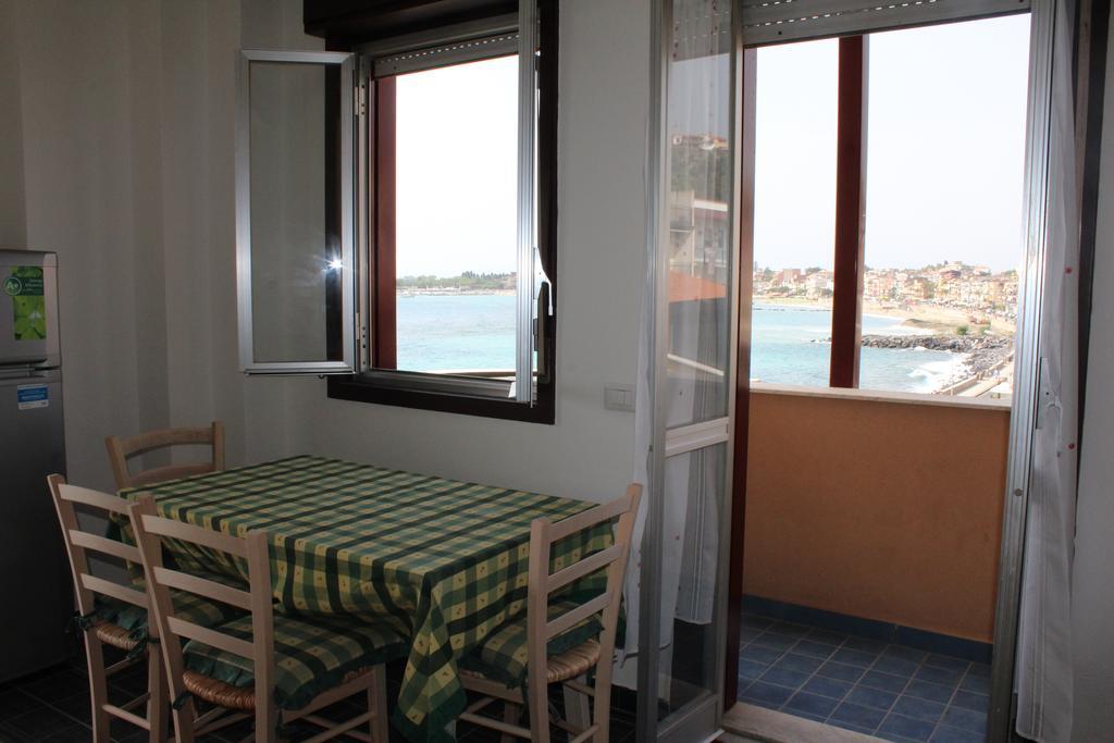Appartamento Vista D'Incanto Giardini Naxos Exterior foto